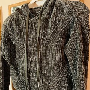 Chenille cropped hoodie